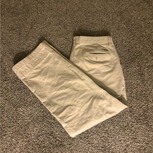 Cream/white pants relaxed fit